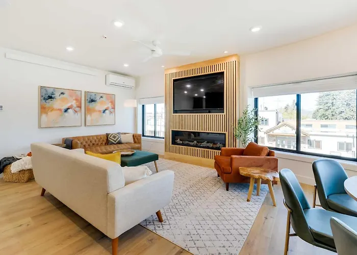The Lofts On 89 In Heart Of Downtown Afton! *